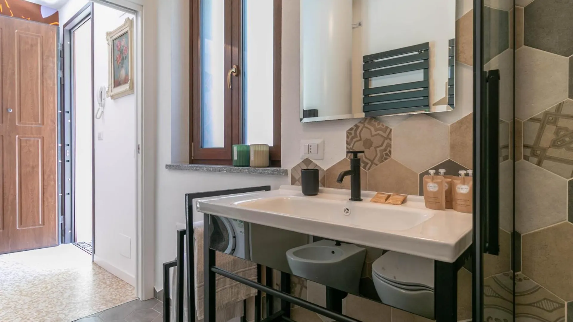 Mamma Ciccia - Root 12 Apartman Lierna